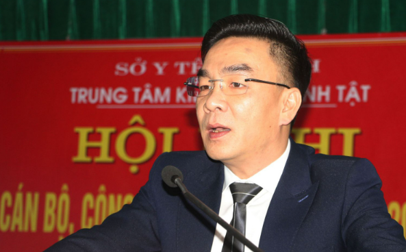 Theo đó, Bộ Y tế tiếp nhận, bổ nhiệm ông Nguyễn Lương Tâm, Tiến sỹ - Bác sỹ, Phó Giám đốc Sở Y tế tỉnh Hà Tĩnh giữ chức vụ Phó Cục trưởng Cục Y tế dự phòng - Bộ Y tế. 