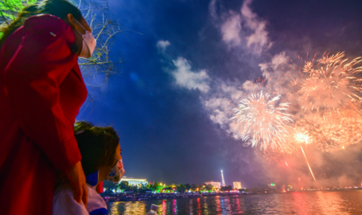 Chương trình lễ hội thu hút sự chú ý của du khách thập phương tìm về miền đất Tổ hàng năm. 