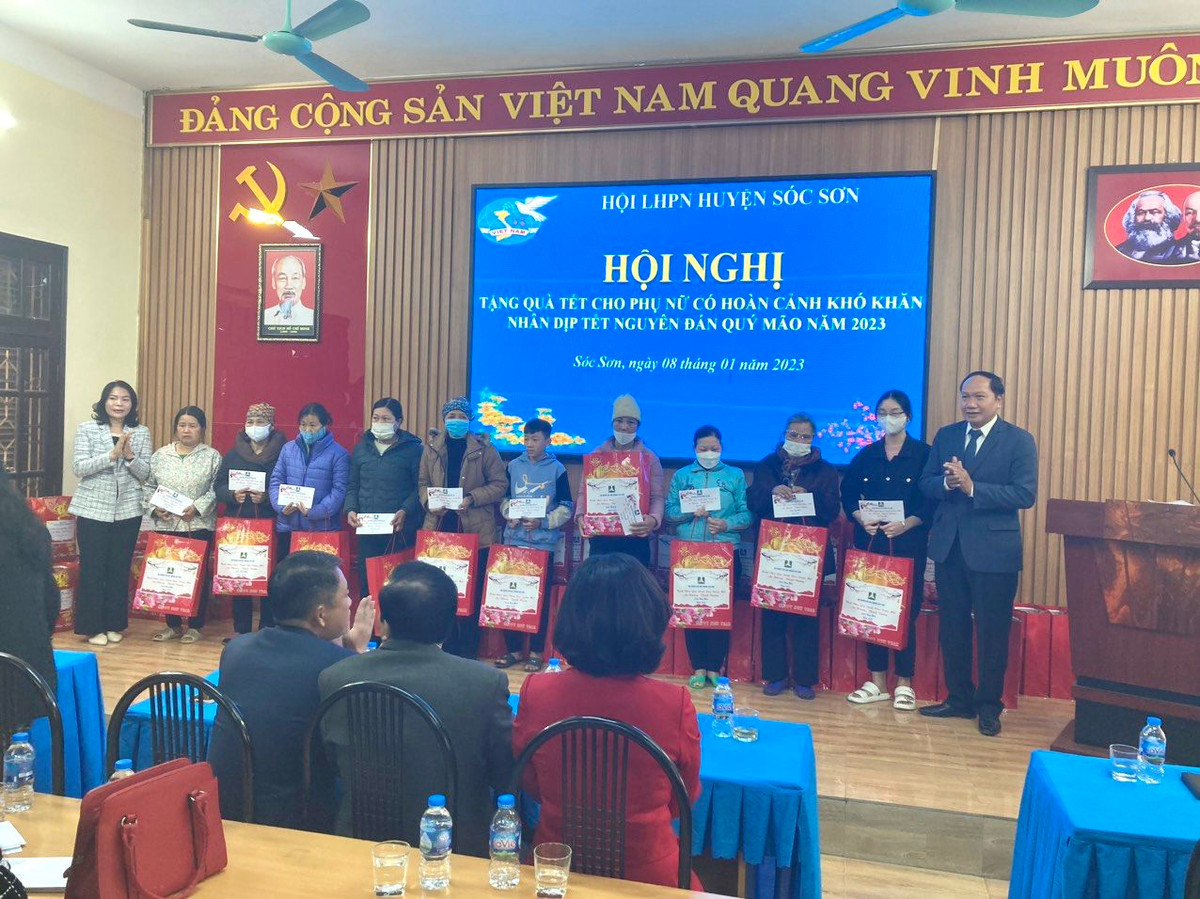 Xuân yêu thương về với bà con có hoàn cảnh khó khăn tại Sóc Sơn Xuan yeu thuong ve voi ba con co hoan canh kho khan tai Soc Son