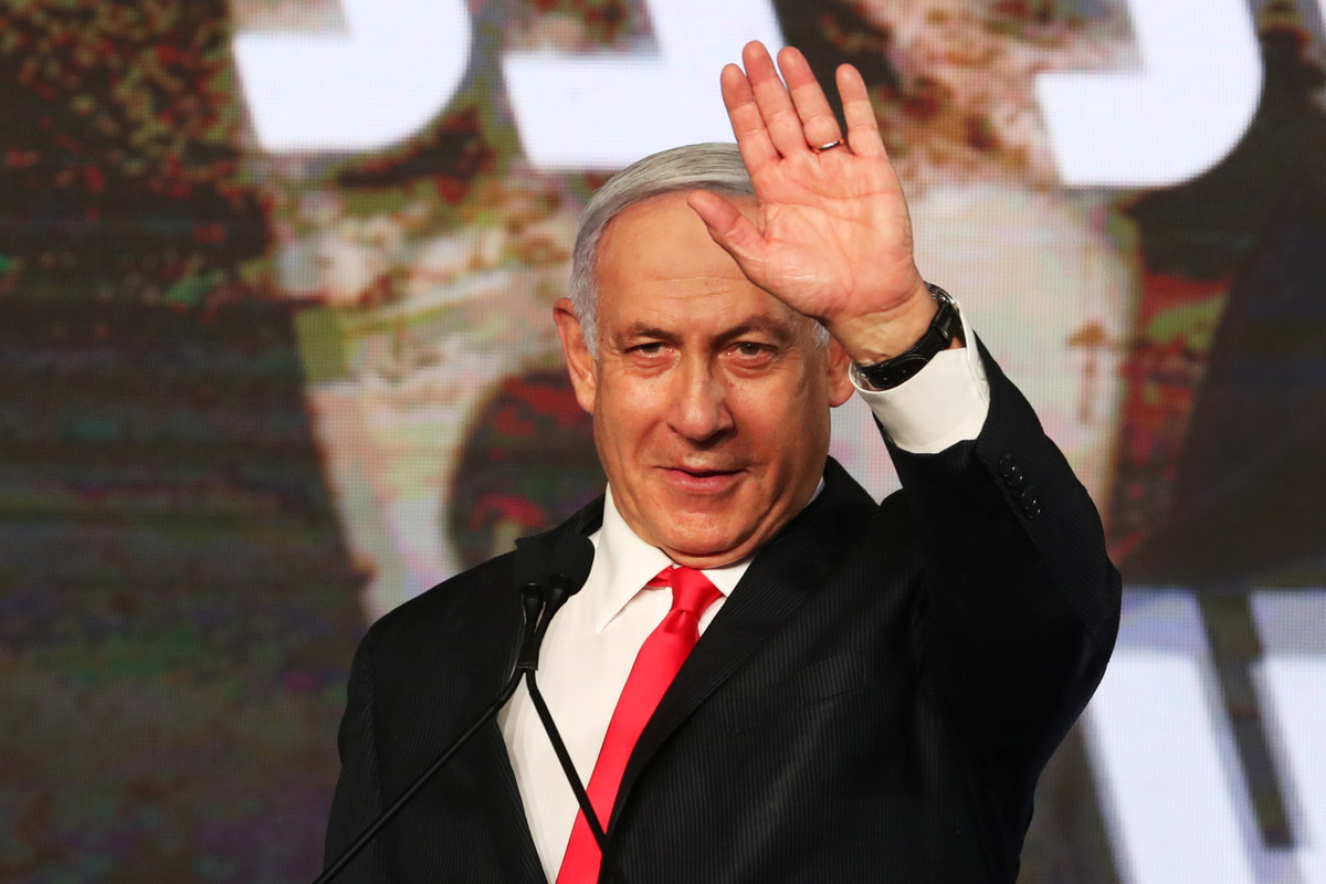 Benjamin Netanyahu là Bộ trưởng Ngoại giao Israel từ năm 2002-2003 và là Bộ trưởng Tài chính Israel trong khoảng thời gian 2003-2005. Ảnh: Reuters.