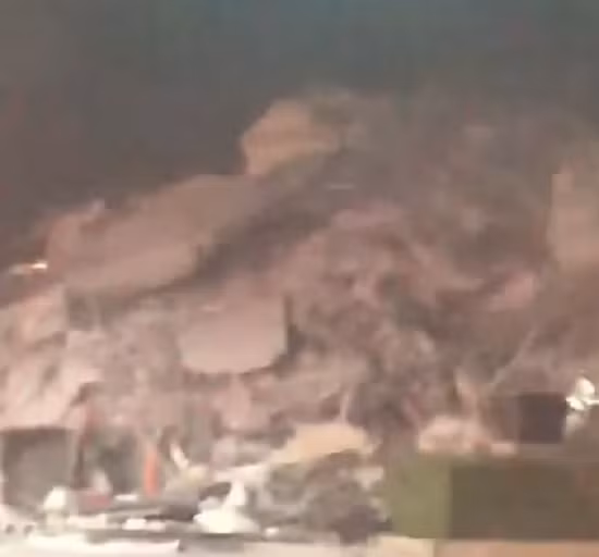 Tan hoang hien truong vu sap chung cu 12 tang o My-Hinh-6