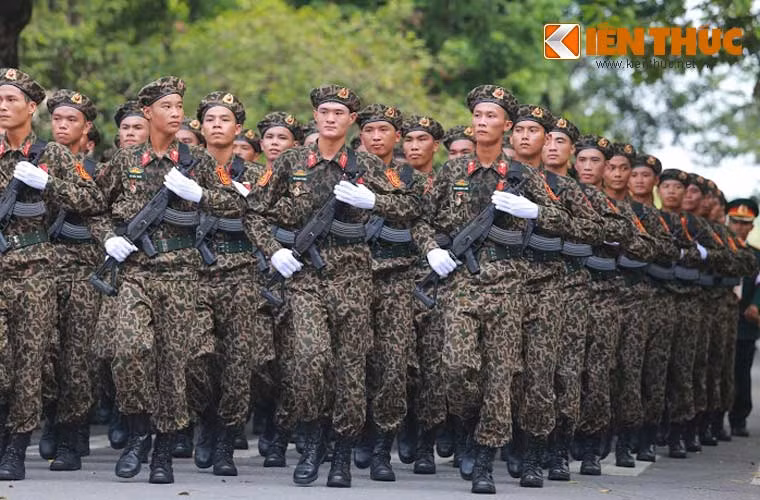 Nghe cái tên đã biết sự tinh nhuệ của lực lượng này, lính trinh sát đòi hỏi sự nhanh nhẹn, dẻo dai, sức khỏe tốt, kĩ năng chiến đấu độc lập tuyệt vời, óc phán đoán nhạy bén trước mọi tình huống.