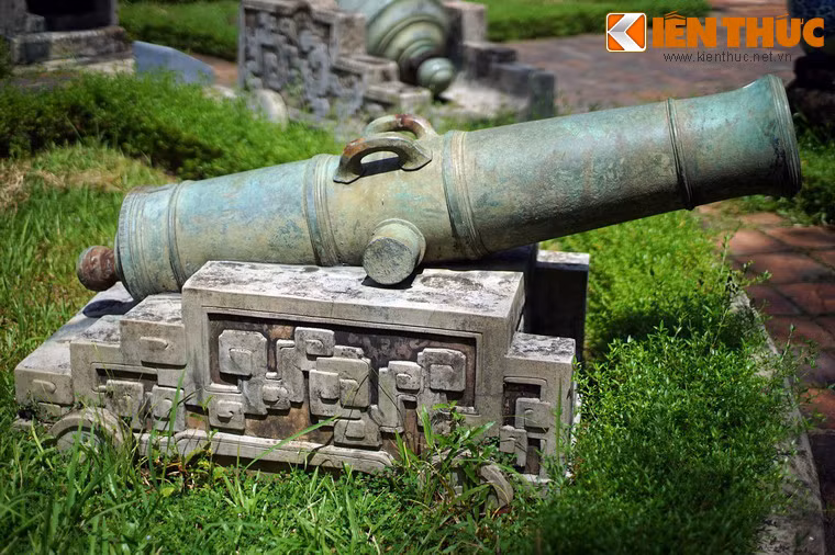 Súng thần công đời vua Gia Long.