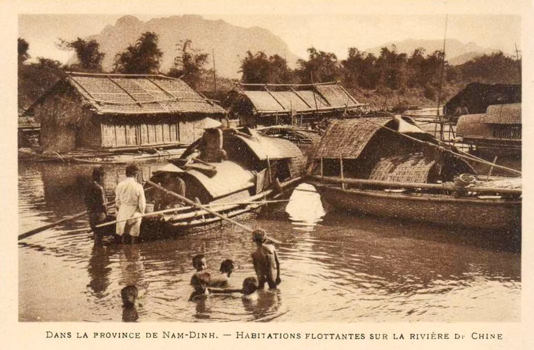 Xóm người Hoa trên sông Nam Định. Ảnh tư liệu.