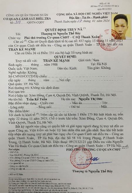 Khều chìa khóa trên tường để đột nhập trộm cắp khi vắng chủ nhà Kheu chia khoa tren tuong de dot nhap trom cap khi vang chu nha