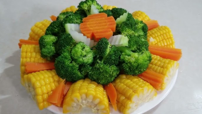  Rau củ tươi ngon chính là biểu thị cho mùa xuân, sự đổi mới, năng lượng, sự tiến bộ và giàu có. Bên cạnh đó, có một số loại rau truyền thống bạn có thể lựa chọn để ăn như: rau diếp, bông cải xanh, cải chíp,... Ảnh minh họa