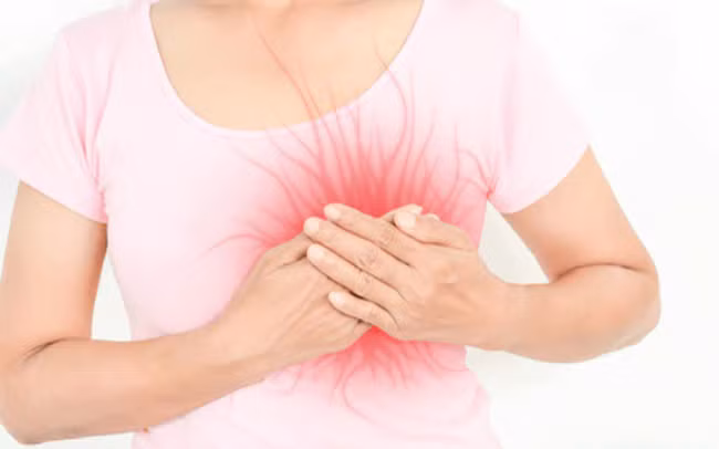  Phụ nữ có tiền sử bị ung thư trước đó: đã bị ung thư một bên vú, ung thư buồng trứng, nội mạc tử cung, đại tràng… Ảnh minh họa