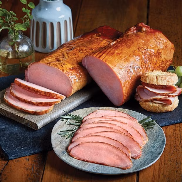  Thực phẩm giàu chất béo bão hòa: Mặc dù là nguồn cung cấp protein dồi dào, nhưng các loại thịt chế biến sẵn như thịt xông khói hoặc xúc xích được biết là có khả năng gây ra các vấn đề cho sức khỏe đường ruột do hàm lượng chất béo bão hòa tương đối nhiều. Ảnh minh họa