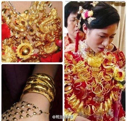 Đám cưới khủng đã không còn là điều lạ lẫm ở Trung Quốc. Cách đây không lâu, cư dân mạng nước này cũng đã phát sốt với hình ảnh một cô dâu bị phủ kín vàng.