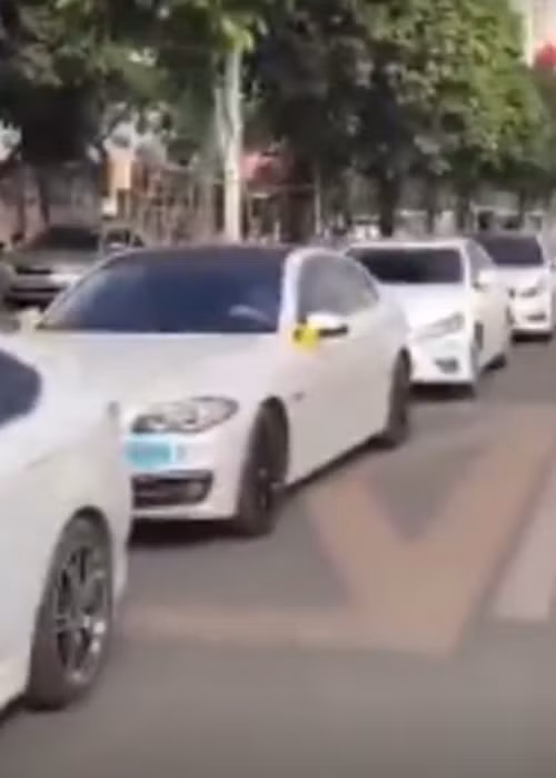 Ly hon, nguoi dan ong lam dieu 