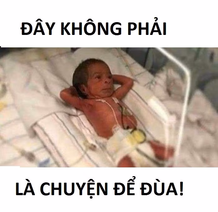 Khoảnh khắc hài hước này không thể nào thoát khỏi "tầm ngắm" của dân mạng. Chỉ trong thời gian ngắn, loạt ảnh chế về em bé nhanh chóng được chia sẻ trên nhiều diễn đàn.