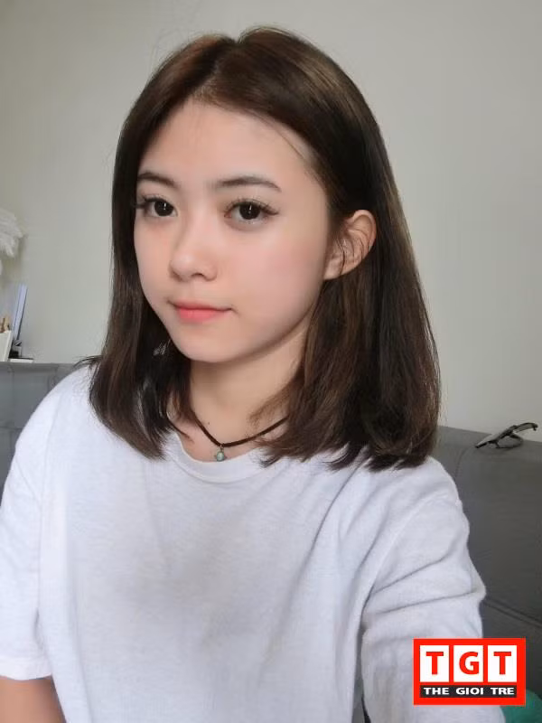 Với gần 200 nghìn lượt follow, Nhi đã tận dụng sức lan tỏa của mình để quảng cáo sản phẩm, chủ yếu là mỹ phẩm.