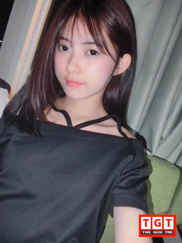 Ngoài lượt follow khủng ra, thì đắt show quảng cáo sản phẩm còn phải kể tới lí do cô nàng sở hữu làn da đẹp không tì vết.