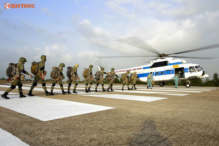 Theo đó với hệ thống mô phỏng kỹ năng nhảy dù, công tác huấn luyện nhảy dù ở các quân binh chủng sẽ diễn ra dễ dàng hơn và không còn mang nặng tính lý thuyết như trước.
