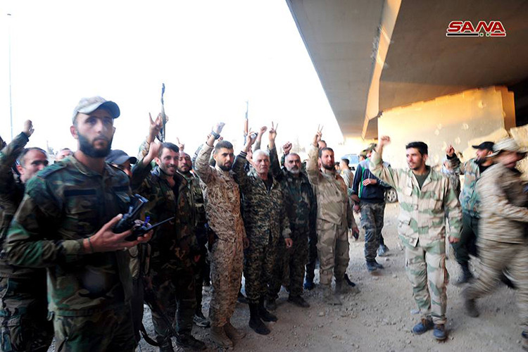 Tuy vậy việc giải phóng hoàn toàn Erbin mà không mất thêm bất cứ binh sĩ nào thông qua quá trình đàm phán được xem là một trong những thành công của Quân đội Syria tại Đông Ghouta. Ảnh: Sana.