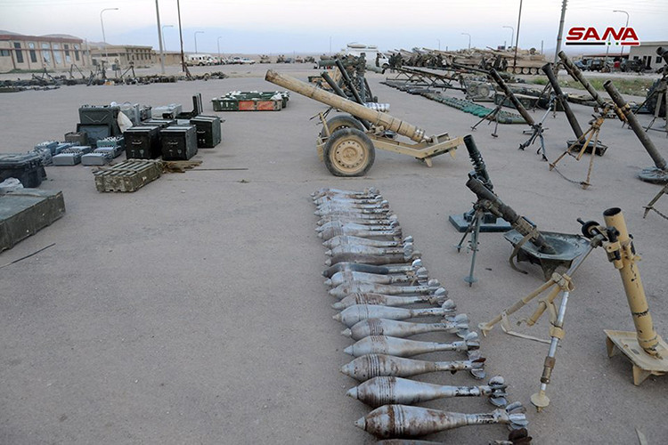 Cũng theo South Front những chiếc xe tăng này bao gồm T-55, T-62 và T-72, hầu hết số xe tăng này bị Jaysh al-Islam chiếm được trong các vụ tấn công vào một lữ đoàn thiết giáp của Vệ binh Cộng hòa Syria trong các năm 2013 và 2014. Ảnh: SANA.