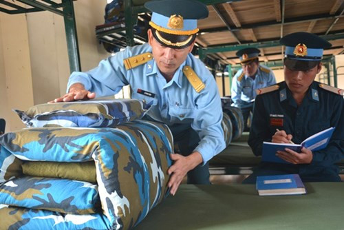 Nền nếp chính quy, nội vụ gọn gàng luôn sẵn sàng chiến đấu...