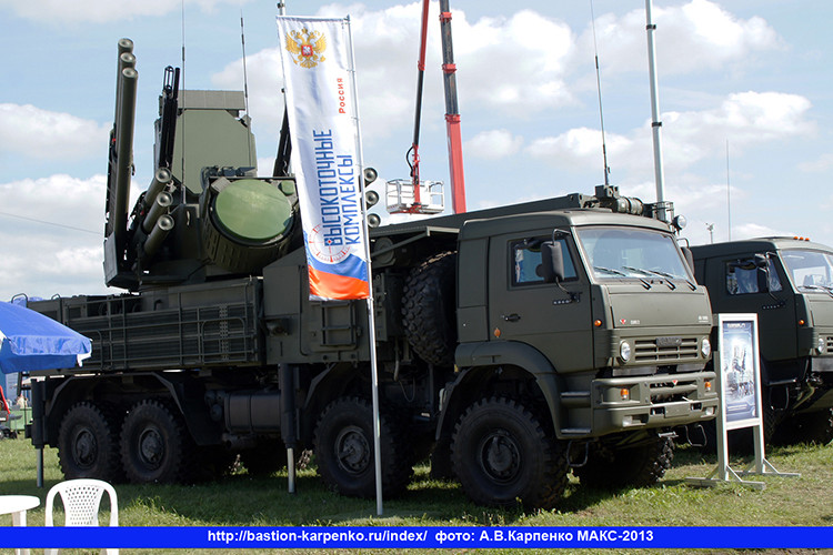 Theo giới chuyên gia Nga, Pantsir-S1 được thiết kế để vũ khí phòng không tầm thấp mạnh nhất của Quân đội Nga có khả năng cơ động rất cao và việt dã trên mọi địa hình. Nguồn ảnh: nevskii-bastion.