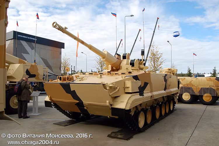 Giám đốc Viện Burevestnik còn nhấn mạnh, Derivation-PVO năng lực tác chiến của Derivation-PVO sẽ tương tự các tổ hợp tên lửa phòng không nhưng lại chi phí vận hành lẫn sản xuất thấp hơn nhiều lần. Nguồn ảnh: otvaga2004.ru