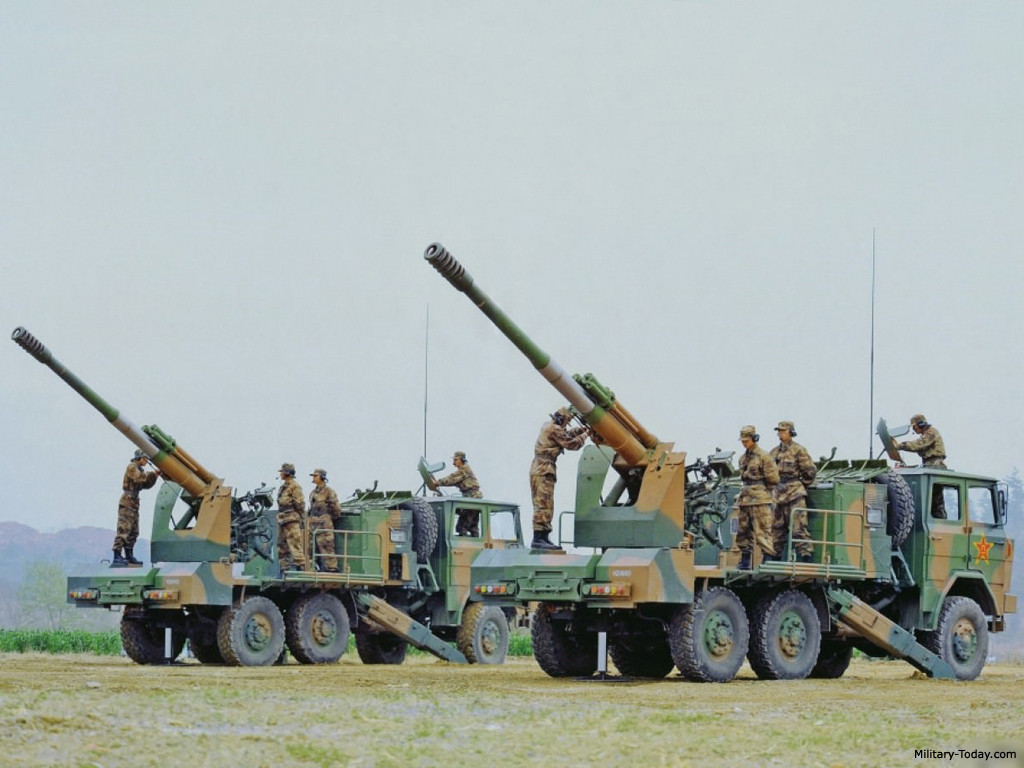 CS/SH-1 được thiết kế theo hướng "đơn giản", là mẫu pháo tự hành không tháp pháo, phần khung bệ pháo cùng cơ cấu nạp đạn, thùng đạn dược được đặt trên thùng sau xe vận tải 6x6 Shaaxi. Nguồn ảnh: Military-Today