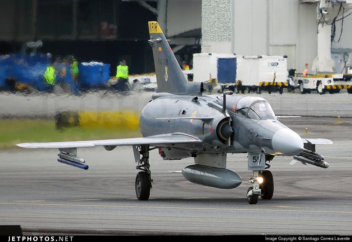 Phiên bản Kfir Block 60 được Không quân Israel sử dụng trong giai đoạn 1975 - 1994. Hiện nay Tel Aviv đang hiện đại hóa chiến đấu cơ này cho mục đích xuất khẩu.