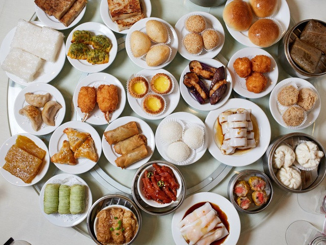 Bữa tiệc “dim sum” lớn nhất thế giới có 3.100 loại “dim sum”, được thực hiện hồi tháng 2/2019 tại Sydney, Úc. Các đầu bếp tại địa phương đã nấu 3.100 loại dimsum để phục vụ 764 thực khách.