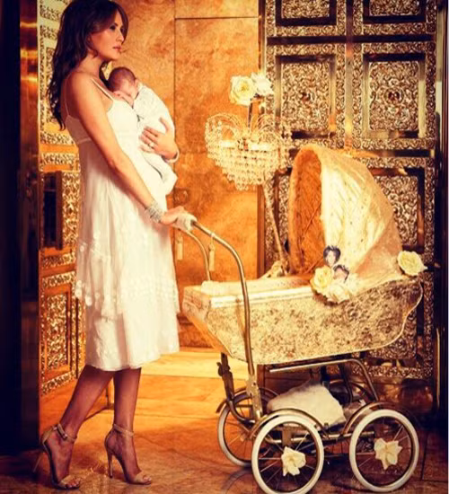 Barron William Trump, sinh ngày 20/3/2006, là con trai của Tổng thống Mỹ thứ 45 Donald Trump với người vợ hiện tại, đồng thời cũng là người vợ thứ 3 của ông - cựu người mẫu Melania Trump. Ảnh nguồn: Twitter