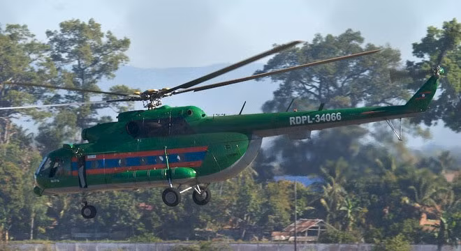 Da tim thay may bay quan su Lao roi