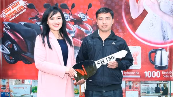 Hai ai nu chuc lon, lam tien cua ba Ho Thi Kim Thoa-Hinh-3