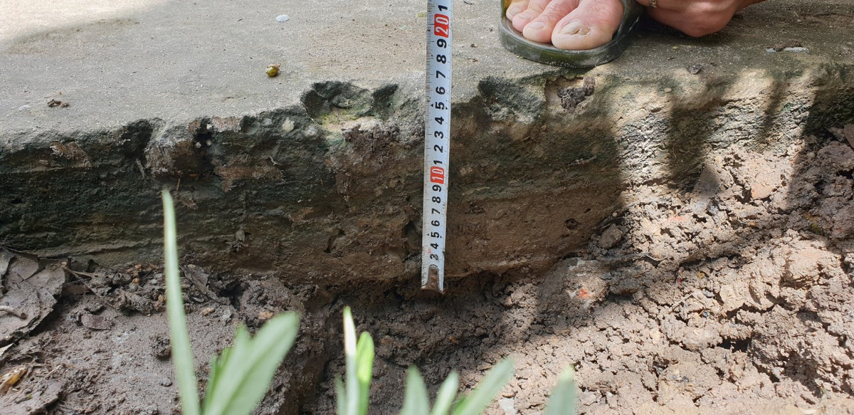 Thai Nguyen: Nhung nghi van quanh doan duong thi cong xuong cap o Song Cong-Hinh-4