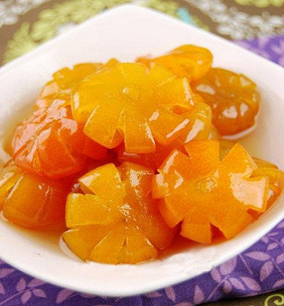 Mứt quất có vị thơm nồng, chua chua ngọt ngọt rất đặc trưng mà ít có loại mứt nào sánh bằng. Ảnh: 8monngonmoingay.