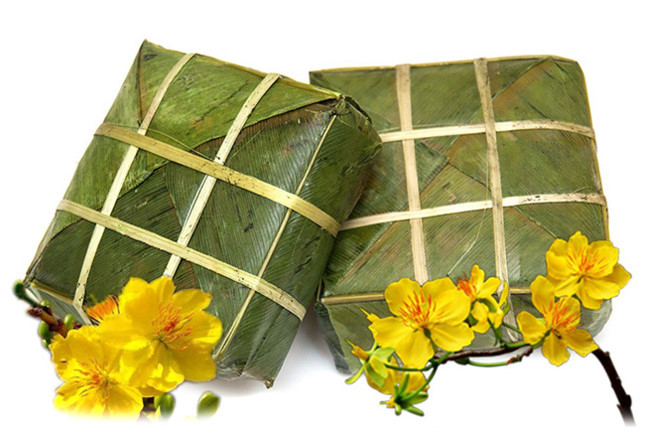 Vì vậy, những người béo hoặc béo phì nên hạn chế ăn bánh chưng, nhất là bánh chưng rán lại càng giàu năng lượng, nhiều chất béo. Ảnh: ngaynay.