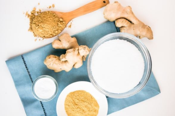 Bạn nên chườm trong vòng 20 phút mỗi ngày để đạt hiệu quả như ý. Ảnh: meogiammobungnhanh.