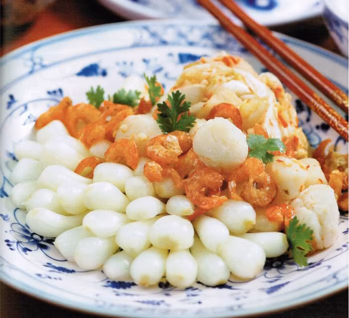 Củ kiệu tôm khô có vị chua ngọt, bùi bùi rất đặc trưng. Ảnh: tomkhocamau.