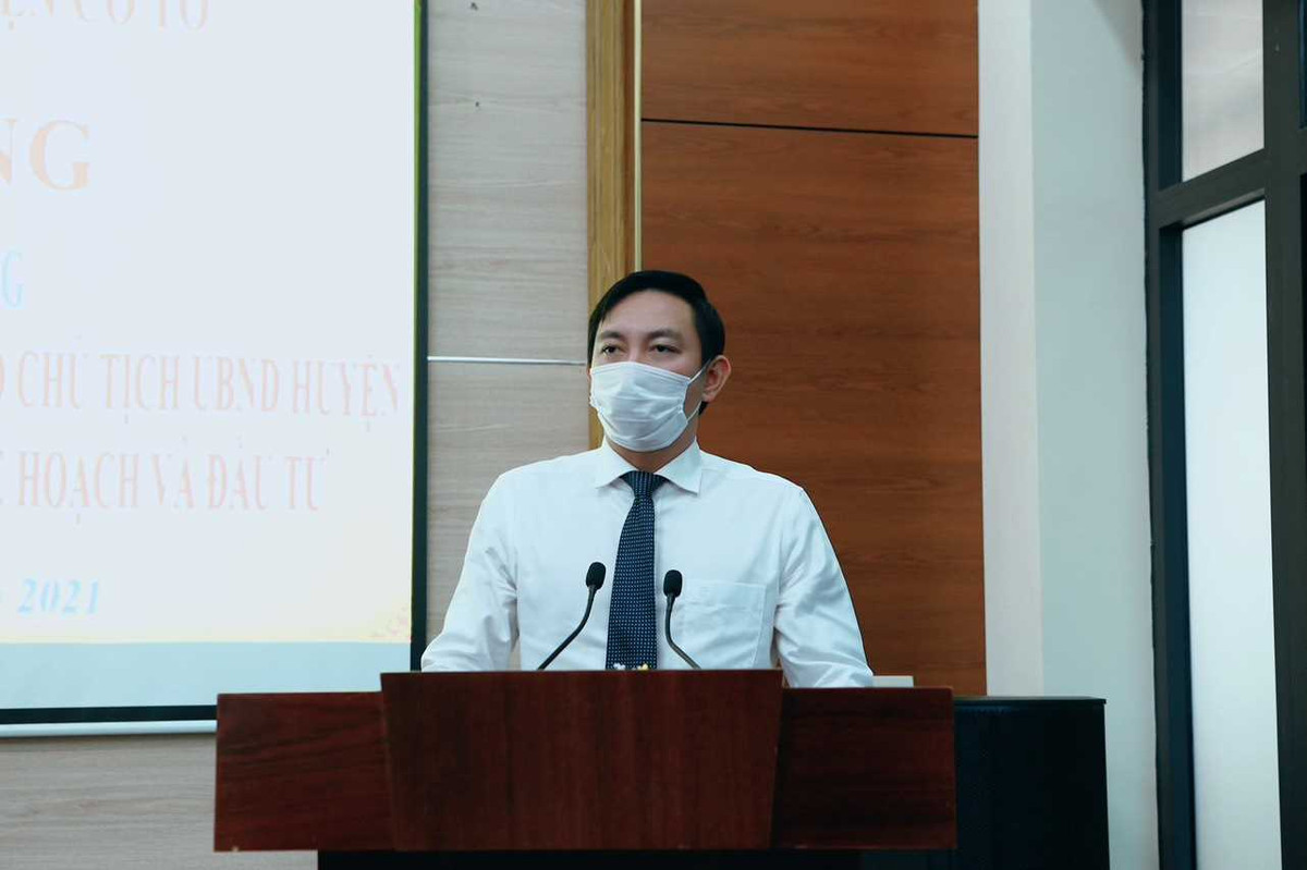 Sau đó một ngày, Ban Thường vụ Huyện ủy Cô Tô nhận được đơn của bà M. (mẹ chồng của nữ cán bộ) tố cáo ông Sơn. Ngày 12/11, ông Nguyễn Xuân Ký, Bí thư Tỉnh ủy Quảng Ninh, triệu tập cuộc họp Ban Thường vụ Tỉnh ủy, chỉ đạo đình chỉ công tác đối với ông Lê Hùng Sơn và giao Ủy ban Kiểm tra Tỉnh ủy làm việc với Huyện ủy Cô Tô để xét đề nghị thi hành kỷ luật đối với ông Sơn. 