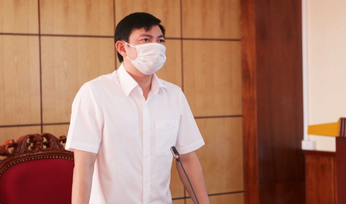 Tu vu Bi thu Co To quan he bat chinh: Ngoai tinh co the bi xu hinh su?