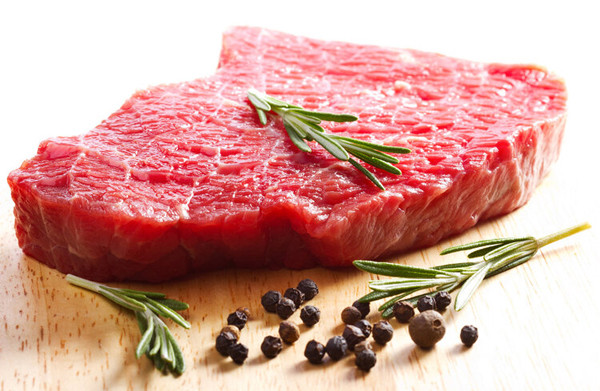 Trong khi đó, thịt lợn giàu protein chất lượng cao, sắt heme, vitamin và các khoáng chất, góp phần bù đắp thiếu hụt dinh dưỡng cho cơ thể. Do vậy, thịt lợn chế biến khoa học, tiêu thụ số lượng hợp lý, tránh các phần thịt không nên ăn dưới đây thì không đáng lo ngại.