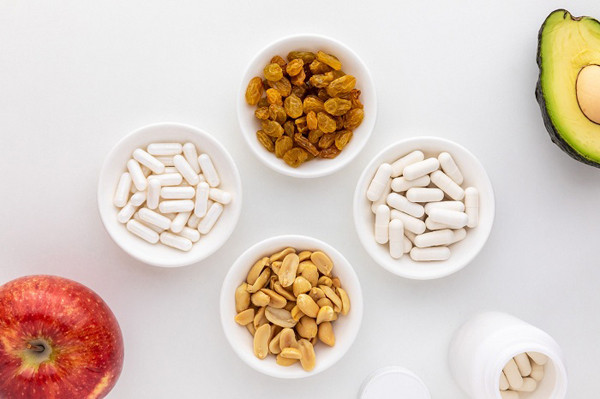 Để có lợi cho nỗ lực ngăn ngừa ung thư tiền liệt, chuyên gia khuyên mỗi ngày nên tiêu thụ 3mg. Đây là lượng boron vừa đủ, mang lại tác dụng phòng chống ung thư, cải thiện trí nhớ và khả năng tập trung.