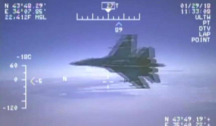 Vụ việc khác ít được biết đến hơn nhưng cũng gây hậu quả nghiêm trọng không kém, khi vào ngày 7/7/1985, một máy bay trinh sát SH-37 của Thụy Điển đã bị tiêm kích Su-15 của Liên Xô bay kèm trên bầu trời biển Baltic.