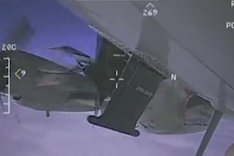 "Chúng tôi hy vọng rằng phi công Nga sẽ hành xử theo các tiêu chuẩn quốc tế được thiết lập nhằm đảm bảo an toàn và ngăn ngừa sự cố", đại diện Hải quân Mỹ nhấn mạnh và được tạp chí Popular Mechanic đăng tải.