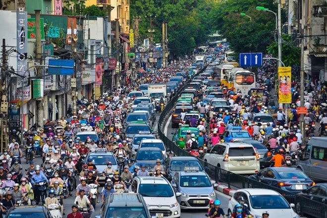 Ha Noi thiet hai ca ty USD moi nam vi ‘can benh’ un tac giao thong-Hinh-2