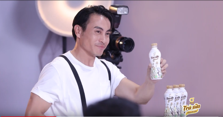 Thu thach “Ngon kho cuong” cua Tra sua Macchiato lam kho Minh Hang?-Hinh-3