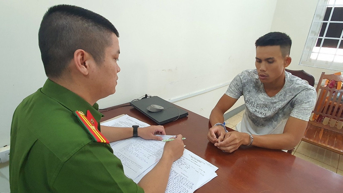 Vỡ nợ, chủ doanh nghiệp ở Gia Lai lừa 6 xe máy mang đi bán Vo no, chu doanh nghiep o Gia Lai lua 6 xe may mang di ban