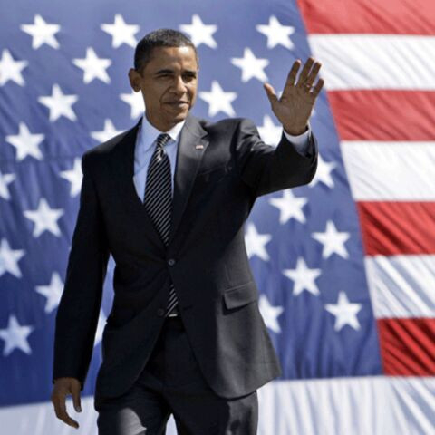 Trong thời gian giữ chức chủ nhân Nhà Trắng, ông Obama xác lập nhiều kỷ lục ấn tượng như: Tổng thống Mỹ đầu tiên sử dụng Twitter, Tổng thống Mỹ đầu tiên ủng hộ hôn nhân đồng giới.