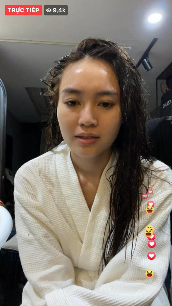 Bot bet vao toc khi quay hinh, Lan Ngoc dung nuoc rua chen de rua-Hinh-3