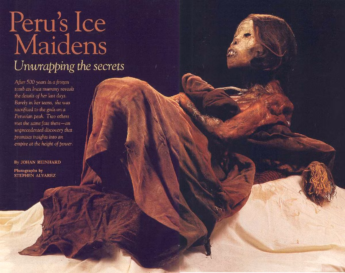 Các chuyên gia cho rằng những cổ vật trên được người Inca xem là lễ vật chuẩn bị cho các vị thần cùng với thiếu nữ.