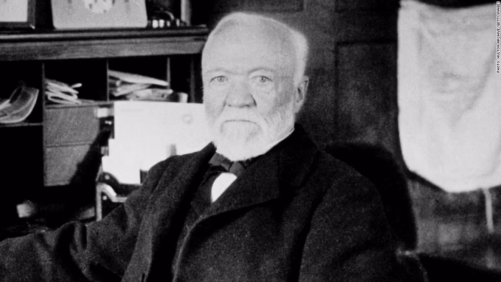 Vào ngày 11/8/1919, đại gia ngành thép Carnegie qua đời. Theo di nguyện của ông, số tiền trị giá 30 triệu USD trong khối tài sản của đại gia này được quyên góp cho các quỹ, tổ chức từ thiện.