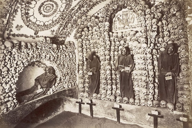 Nhà thờ do Antonio Casoni thiết kế. Quá trình xây dựng bắt đầu từ năm 1626 và hoàn thành năm 1631.