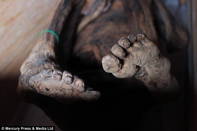 Trải qua nhiều thập kỷ, xác ướp của người Ibaloi còn gần như nguyên vẹn theo thời gian.