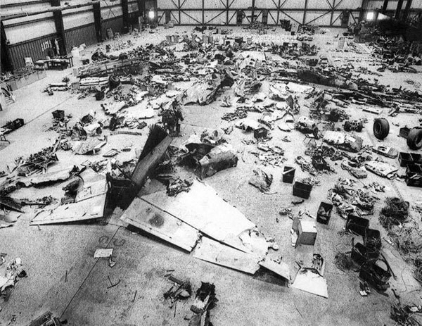 Cơ quan An toàn giao thông quốc gia Mỹ (NTSB) tiến hành điều tra nguyên nhân vụ rơi máy bay trên. Thông thường, nguyên nhân dẫn đến các vụ tai nạn máy bay được giới điều tra tìm ra sau vài tuần hoặc vài tháng.